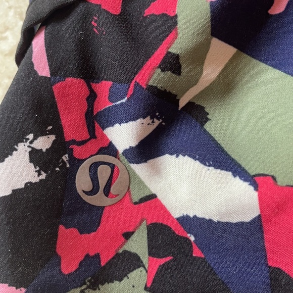 Lululemon Shorts - Picture 3 of 4